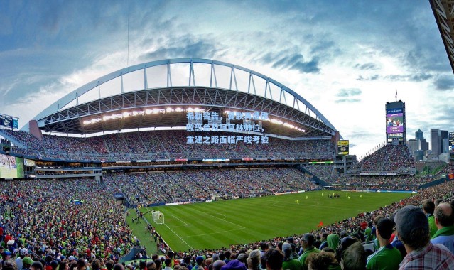 壹号娱乐官网：希勒警告，曼联再遭惨败恐危及阿莫林帅位，重建之路面临严峻考验