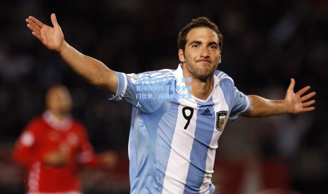 壹号娱乐下载-皮奥里程碑之夜！意杯首球铸就四项赛事全破门壮举，成国米历史首人